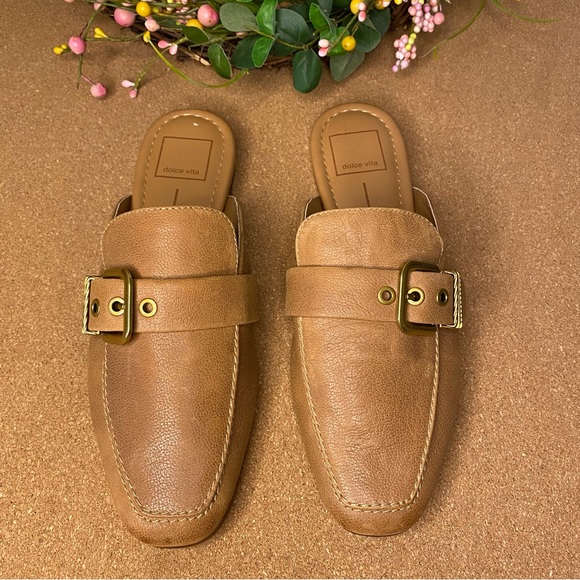 Dolce Vita Santel Taupe Leather Flats Size 7 - Picture 2 of 13